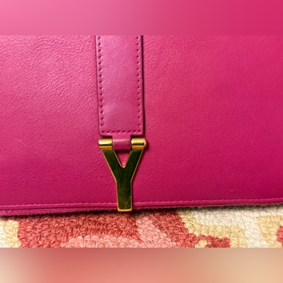 YVES SAINT LAURENT Leather Classic Y Ligne Clutch/Zip-Around Wallet - Fuchsia - Picture 4 of 16